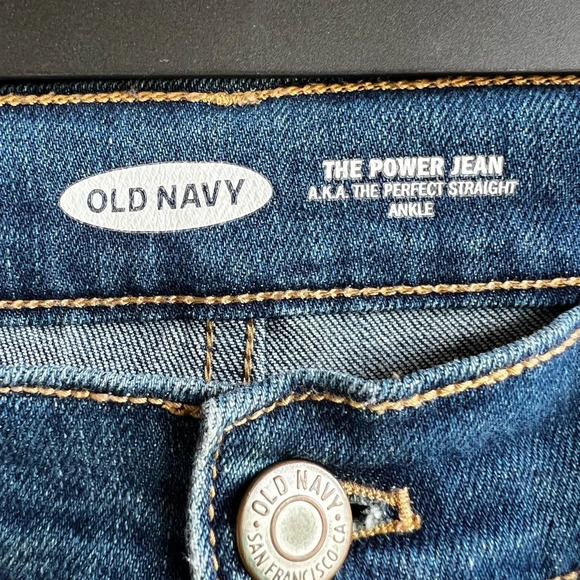 Old Navy The Perfect Straight Ankle Jean - Size 4 - Picture 2 of 4